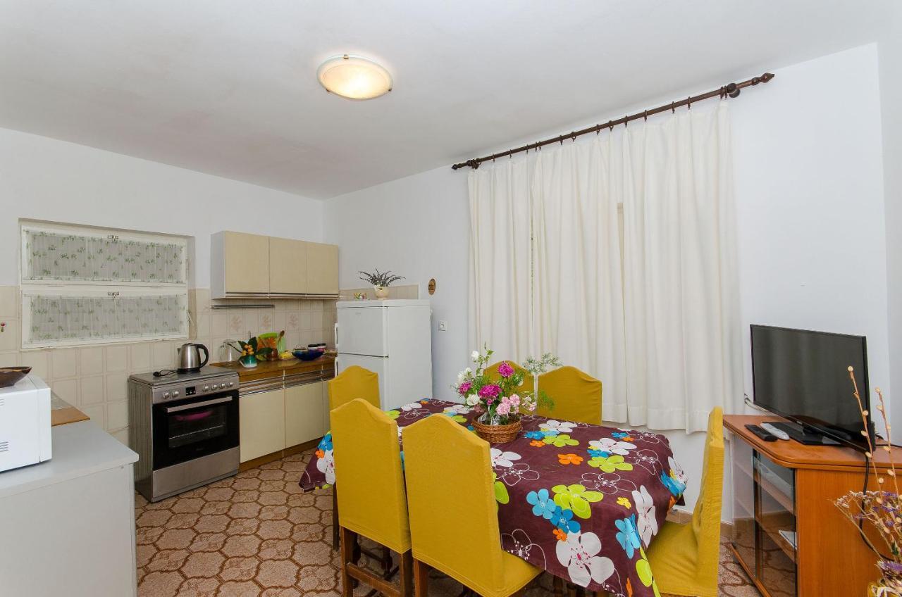 Apartment Anka Orebic Luaran gambar