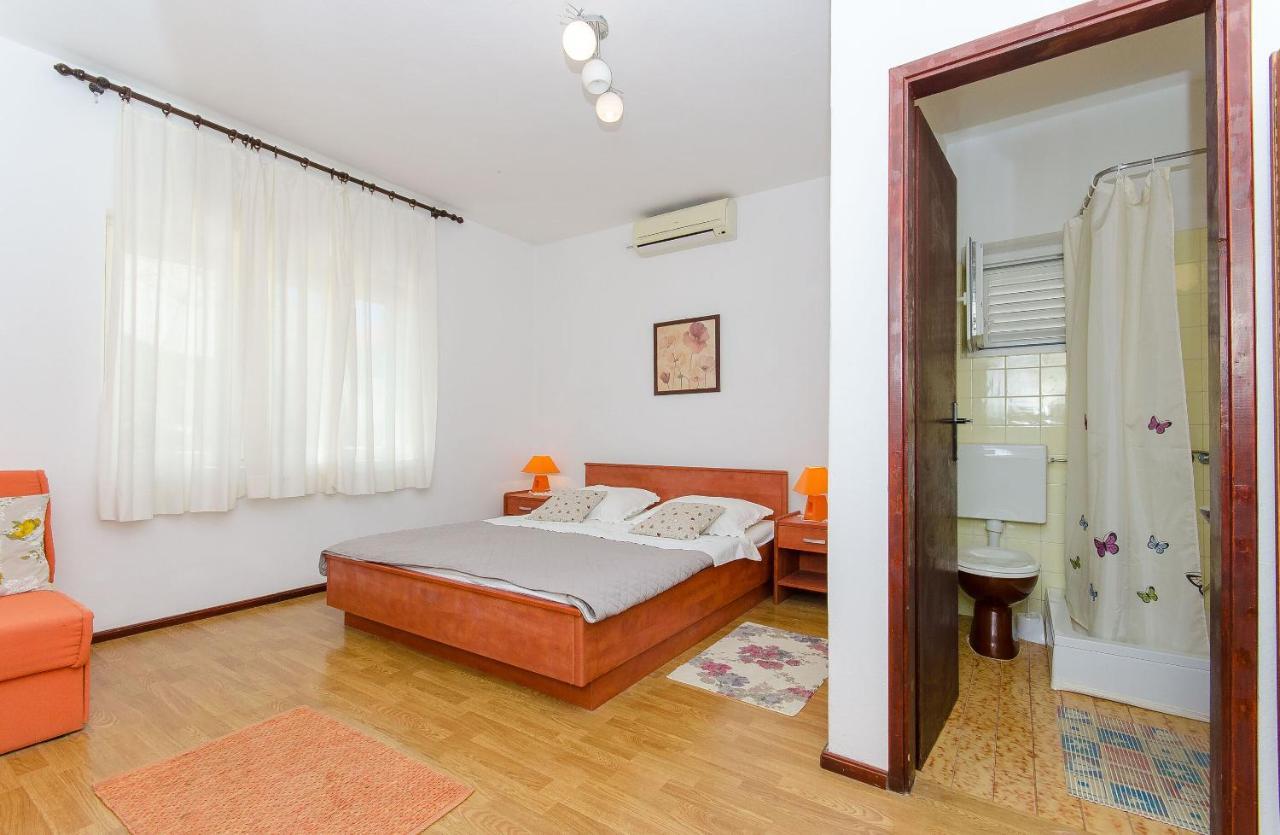 Apartment Anka Orebic Luaran gambar