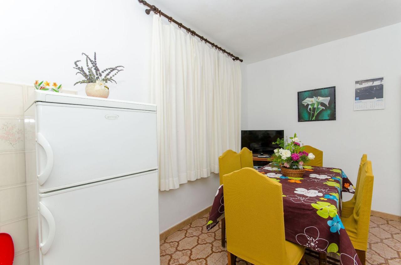 Apartment Anka Orebic Luaran gambar